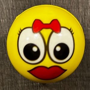 💞 Yellow Emoji Ball